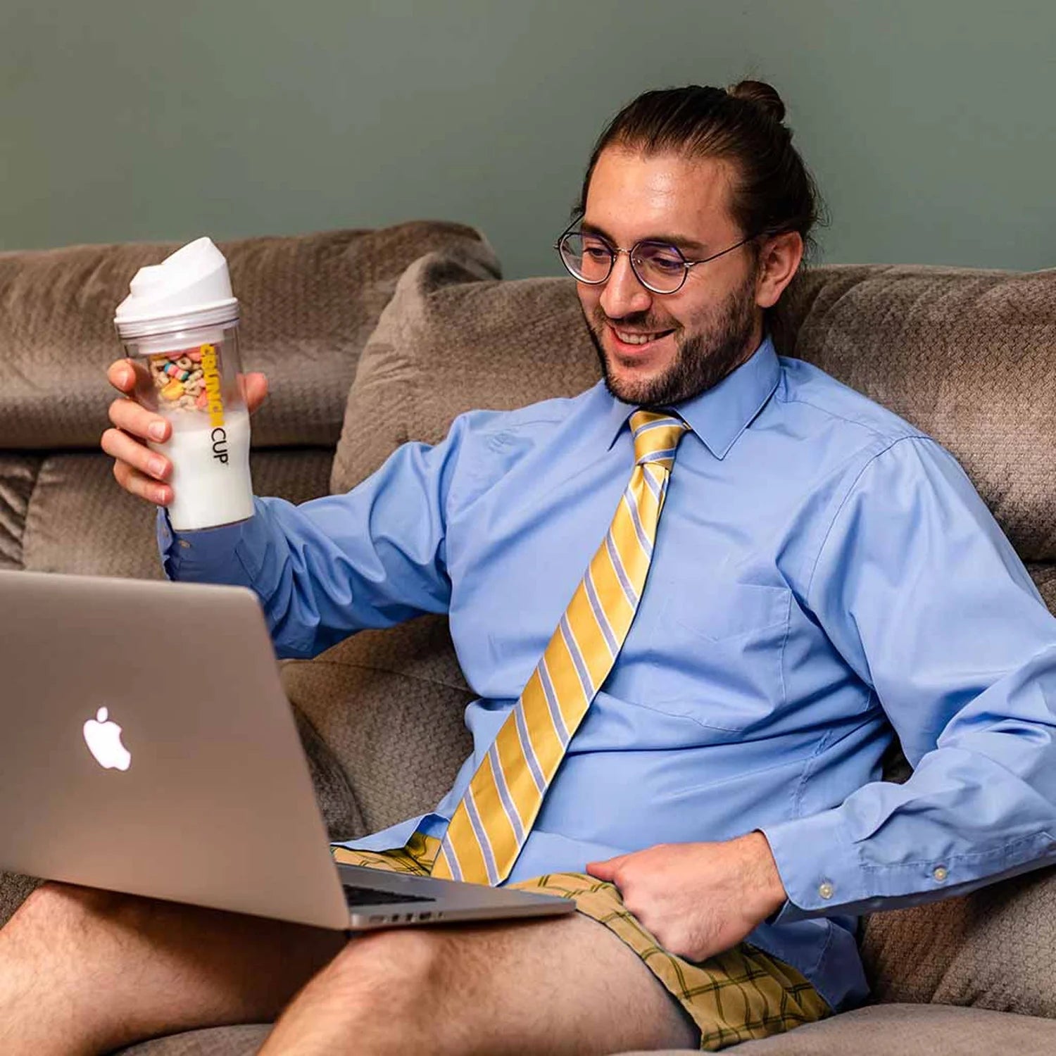 The CrunchCup XL White