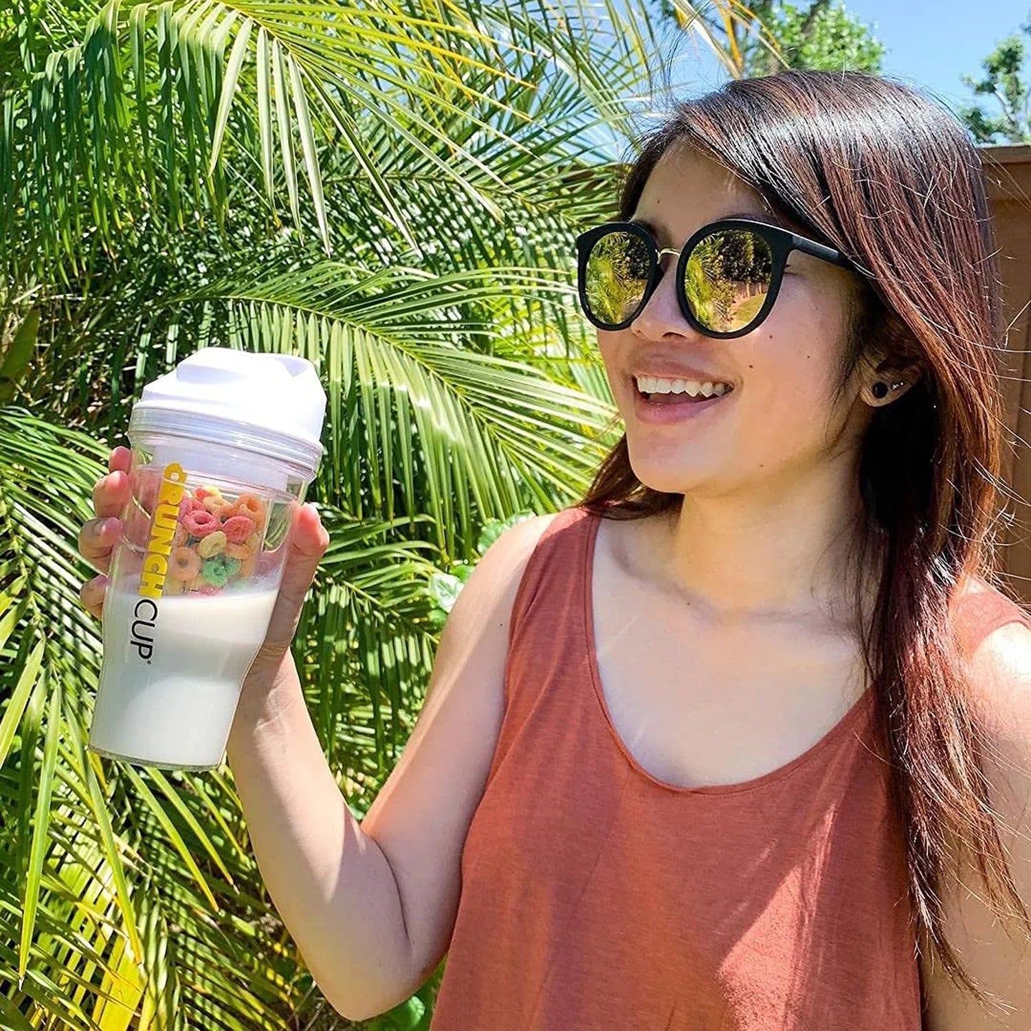 The CrunchCup XL White