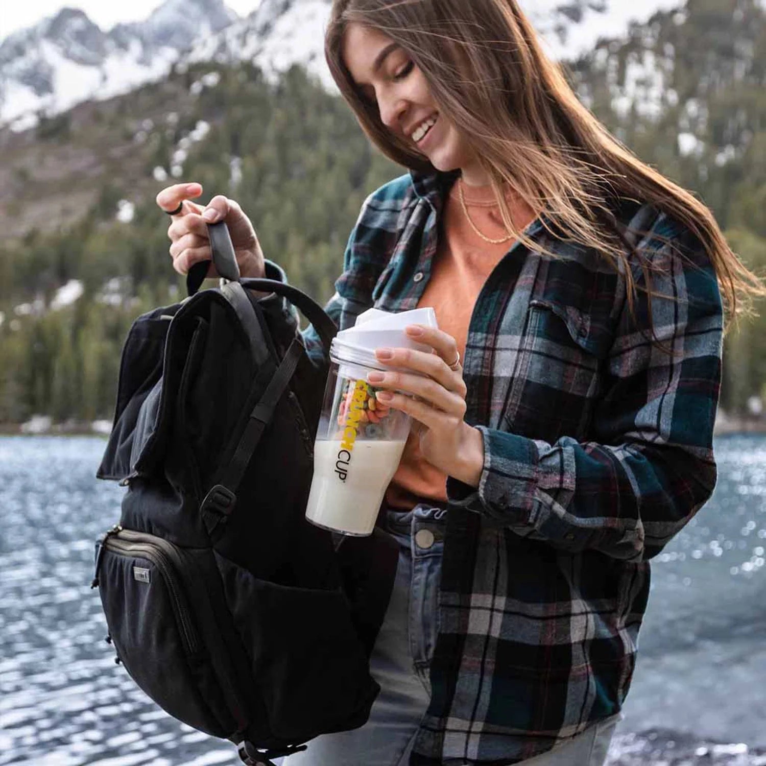 The CrunchCup XL White
